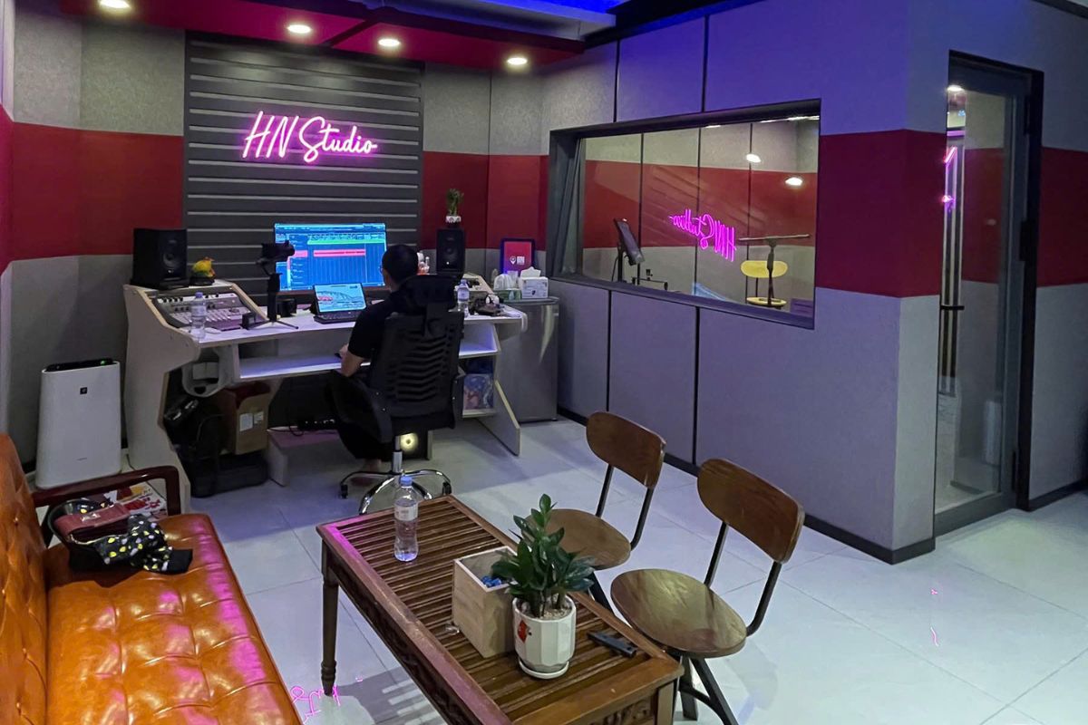 thu âm hát đám cưới
